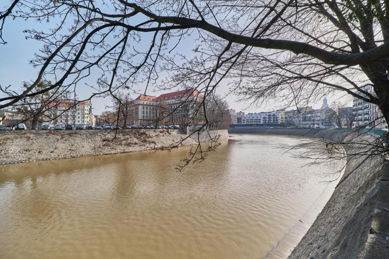 Under The Wroclove Sky By Noclegi Renters Wroclaw Luaran gambar